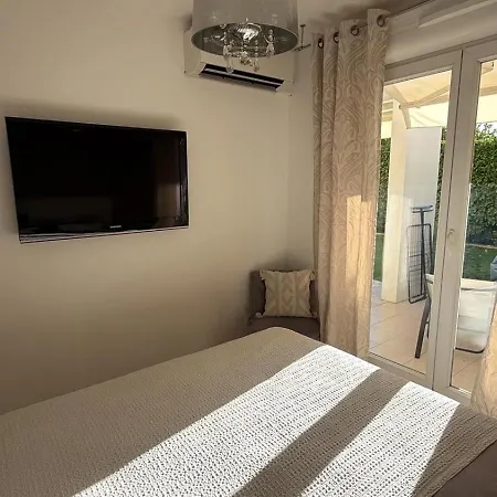 Les Eucalyptus Dans Domaine Privé à Apartamento